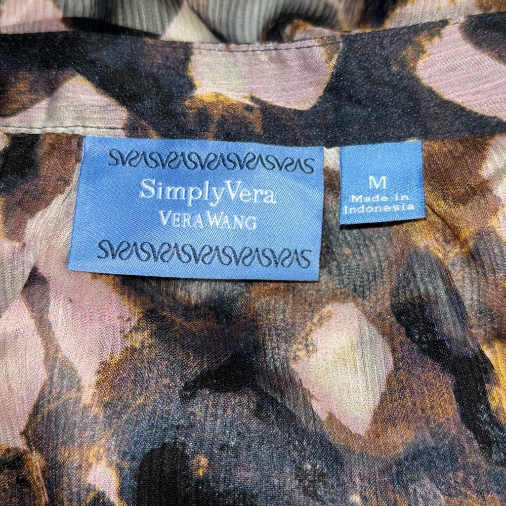 Simply Vera Wang Women's Size M Sheer Blouse Length 25" Excellent Condition - Picture 3 of 6